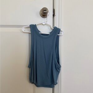 Lululemon hold tight cropped tank top size 8